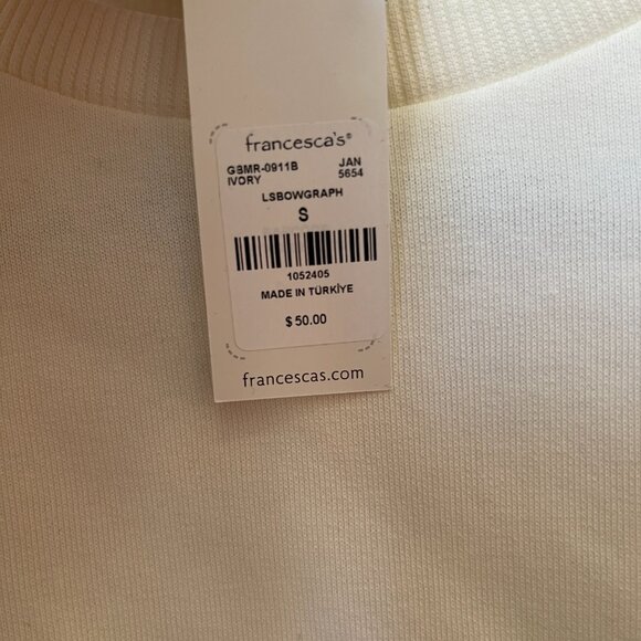 NWT Francesca's Longsleeve Crewneck Embroidered Bow Sweatshirt Size S - Picture 8 of 9